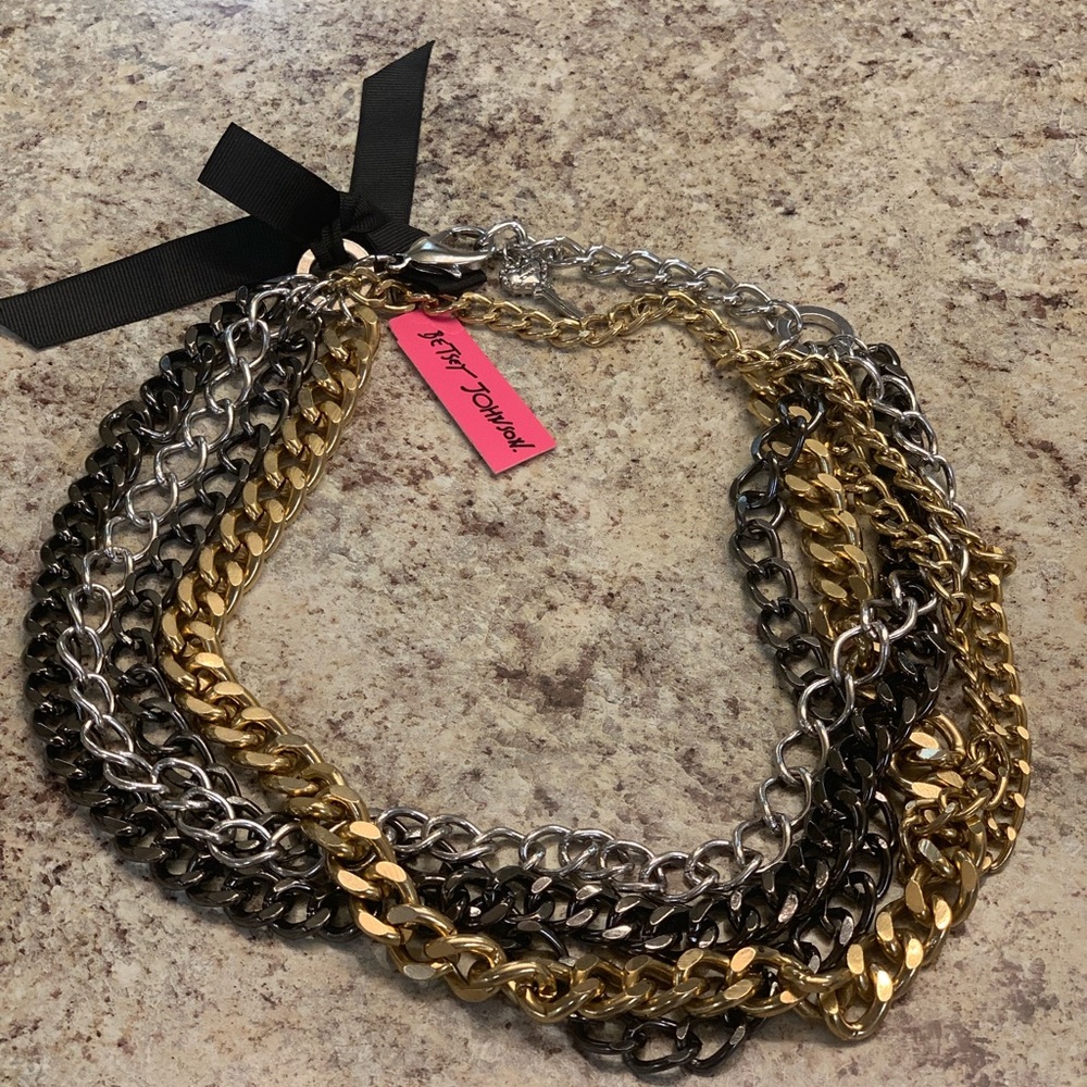NEW Betsey Johnson Chain Necklace